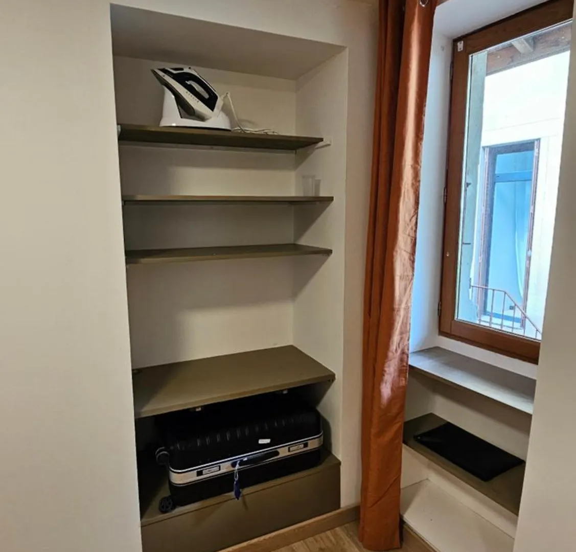 2 Pieces Entierement Renoves Proche Du Lac Veyrier-du-Lac Apartment